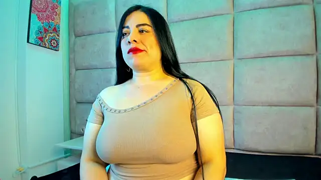 Emilyy Moon  online show from 05-23-26, 02:50