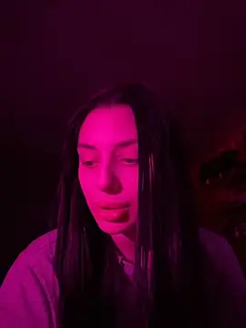 Snapshot of MishellKins chatting on 03-13-26, 04:57 MishellKins online show from 03-13-26, 04:57