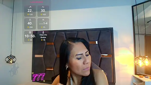 Keyla Brunette  online show from 05-18-26, 11:49