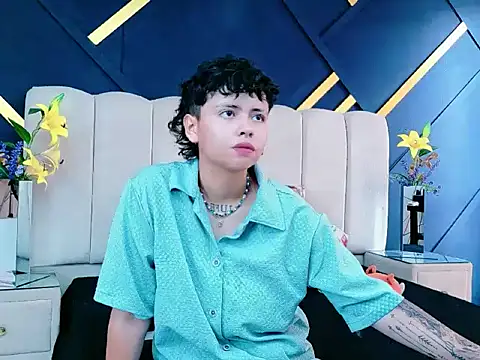 NikiEvanz online show from 05-07-26, 07:19
