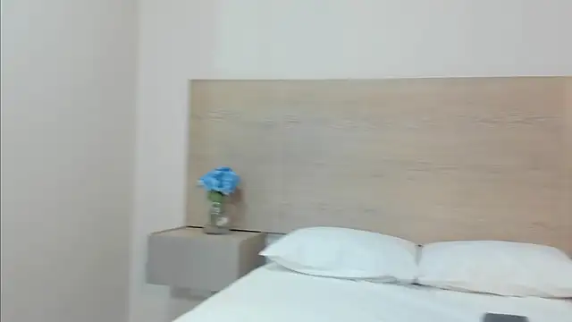 isabellathomass online show from 03-16-26, 07:18