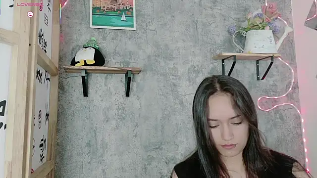 Sophia xoxo1 online show from 05-20-26, 12:33