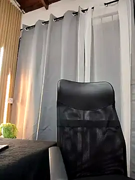 Oliver bigblack cock online show from 05-06-26, 06:02