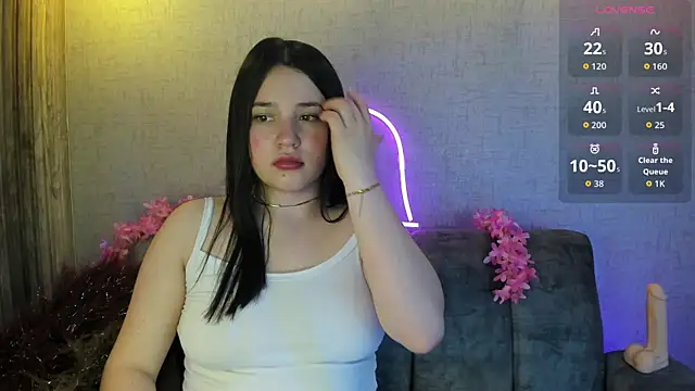 Julieth Caandy online show from 05-15-26, 12:01