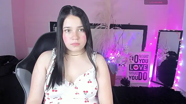 Julieth Caandy online show from 05-16-26, 11:31