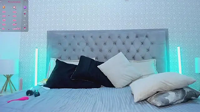 Snapshot of Alexa_Wiild chatting on 05-16-26, 10:36 Alexa Wiild online show from 05-16-26, 10:36