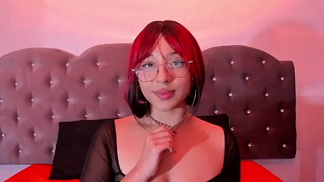 Snapshot of Amarantha_rosse chatting on 05-19-26, 02:12 Amarantha rosse online show from 05-19-26, 02:12