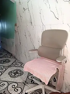 Atena demeter online show from 04-20-26, 03:15