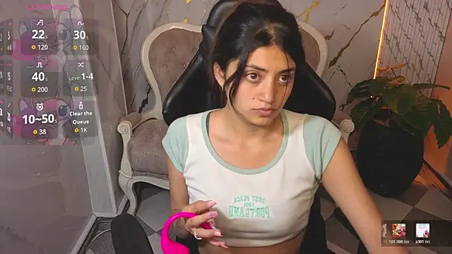 Lia queen tx online show from 05-22-26, 04:08