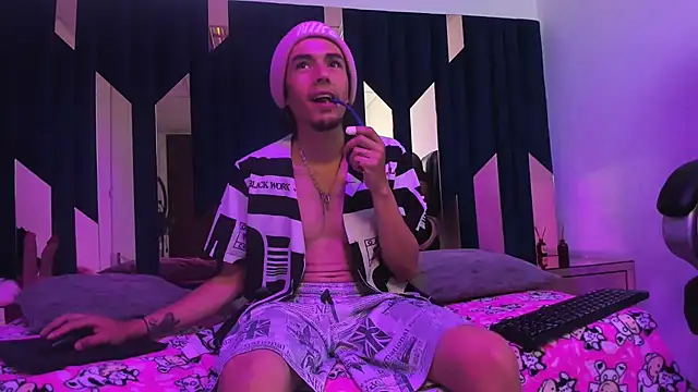 KikyoAndDrey online show from 04-18-26, 07:29