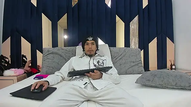 KikyoAndDrey online show from 05-03-26, 03:29