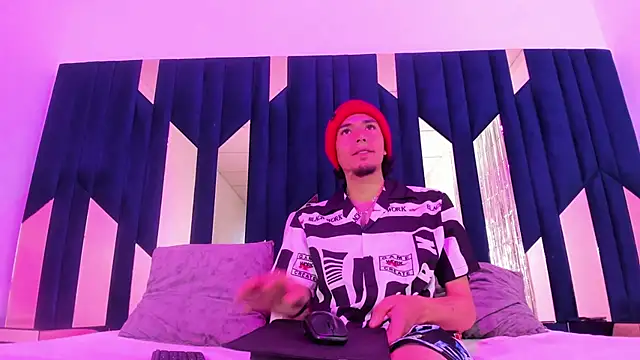 KikyoAndDrey online show from 05-07-26, 04:01