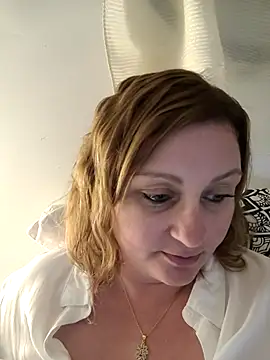 Snapshot of duotroublant chatting on 05-03-26, 08:26 duotroublant online show from 05-03-26, 08:26