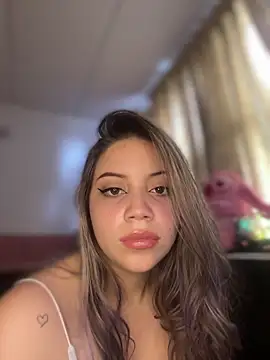 Snapshot of Amber_Blesssed chatting on 03-12-26, 05:30 Amber Blesssed online show from 03-12-26, 05:30