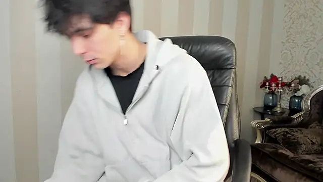 Snapshot of BillBev chatting on 03-20-26, 06:18 BillBev online show from 03-20-26, 06:18