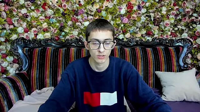 RonBevs online show from 05-15-26, 08:49