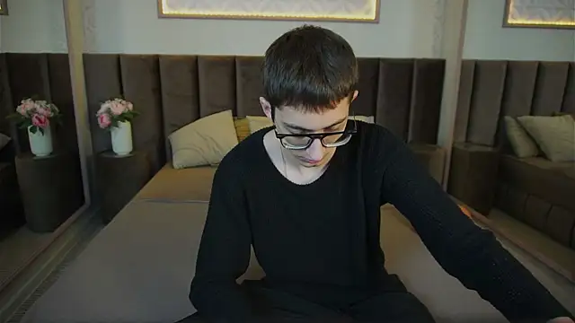 RonBevs online show from 05-29-26, 07:23