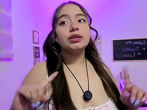 Snapshot of cherry_valeria chatting on 05-12-26, 05:04 cherry valeria online show from 05-12-26, 05:04