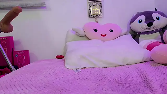 Snapshot of cherry_valeria chatting on 06-11-26, 02:53 cherry valeria online show from 06-11-26, 02:53