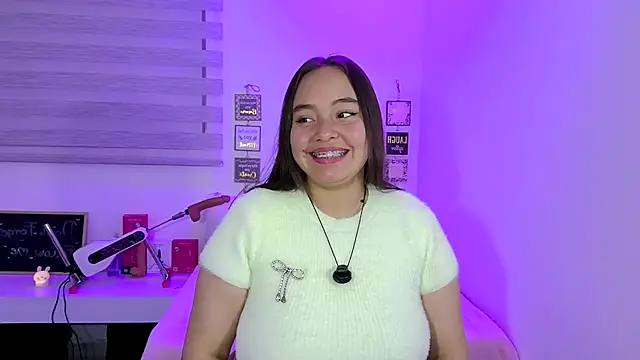 Snapshot of cherry_valeria chatting on 06-21-26, 02:58 cherry valeria online show from 06-21-26, 02:58