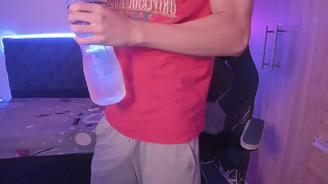 Josy 11 online show from 04-09-26, 05:29