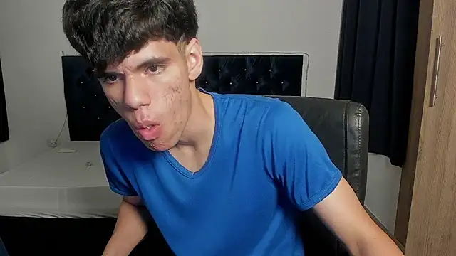 Josy 11 online show from 07-29-26, 03:59