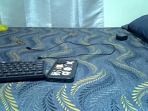 Snapshot of KendyQ_ chatting on 06-04-26, 07:31 KendyQ online show from 06-04-26, 07:31