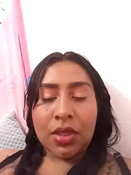 Snapshot of Charlotte-Jasper98 chatting on 03-12-26, 06:58 Charlotte-Jasper98 online show from 03-12-26, 06:58