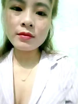 Snapshot of candy_flo chatting on 03-17-26, 11:24 candy flo online show from 03-17-26, 11:24