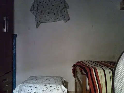 Snapshot of latinoaarrg30 chatting on 03-12-26, 10:54 latinoaarrg30 online show from 03-12-26, 10:54