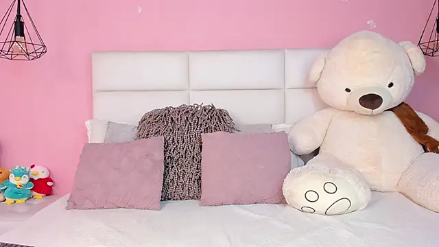 KarolyneLune online show from 03-19-26, 07:18