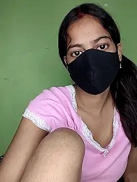 nidhiyadav00 online show from 05-12-26, 07:00