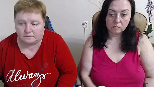 Lindy-Jeanie online show from 04-20-26, 05:26