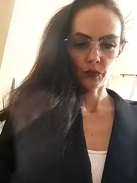 Snapshot of pimentinha02 chatting on 04-08-26, 01:44 pimentinha02 online show from 04-08-26, 01:44