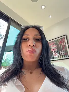 Snapshot of FerrariFrench chatting on 02-25-26, 10:19 FerrariFrench online show from 02-25-26, 10:19