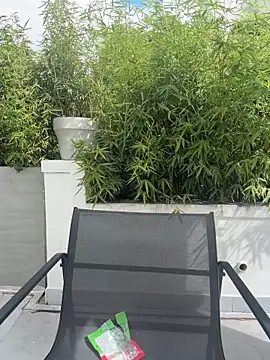 Snapshot of MiaCamille_ chatting on 04-15-26, 07:58 MiaCamille online show from 04-15-26, 07:58