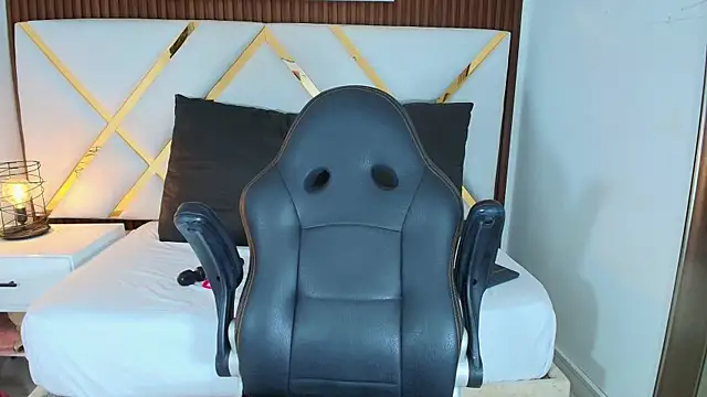 Sluttyysucker  online show from 03-24-26, 12:10