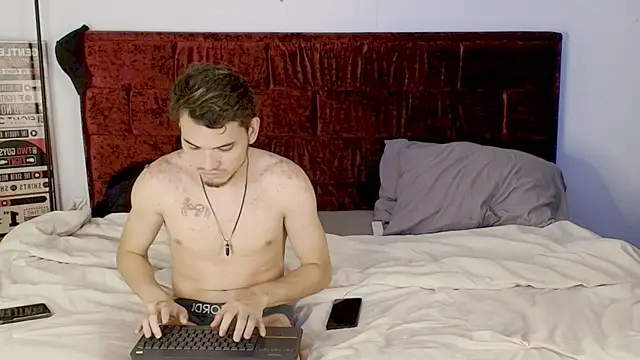 Snapshot of The_Penthouse_boys chatting on 05-04-26, 01:23 The Penthouse boys online show from 05-04-26, 01:23