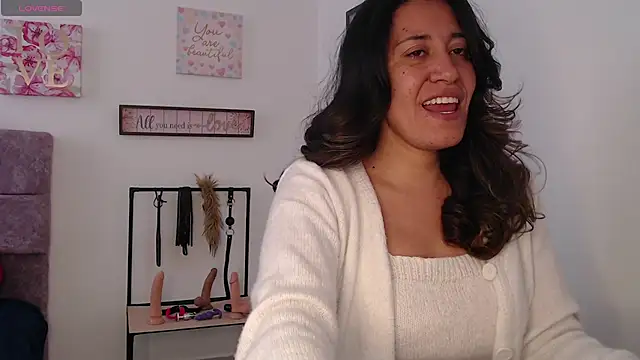 violeta scott online show from 03-25-26, 02:01