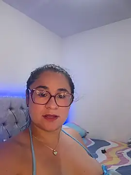 estrellajunior online show from 04-04-26, 01:48