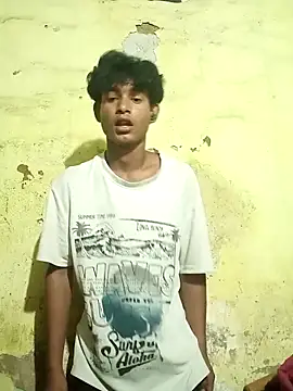 YourTeenBoy21 online show from 06-16-26, 04:48