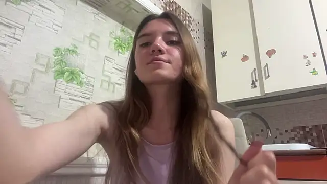 Lili Kilian online show from 04-23-26, 02:19