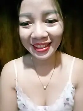 Yiyi102300 online show from 06-12-26, 11:31