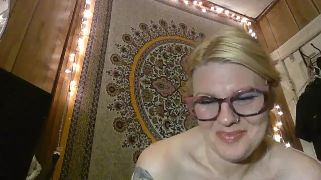 parabaddie online show from 03-17-26, 04:39
