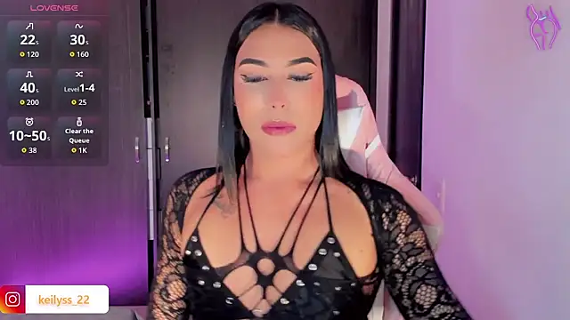 Snapshot of keilyss__ chatting on 04-12-26, 01:32 keilyss online show from 04-12-26, 01:32