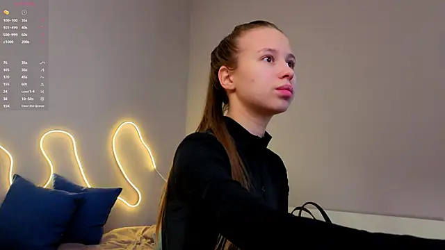 Emma dream  online show from 03-28-26, 05:07