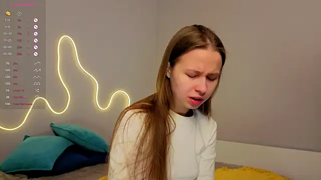 Emma dream  online show from 05-25-26, 02:06