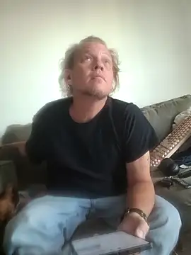 yourMasterisBored online show from 05-11-26, 01:00