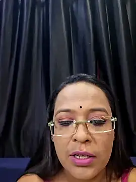 Snapshot of hornyrosy321 chatting on 06-06-26, 05:17 hornyrosy321 online show from 06-06-26, 05:17