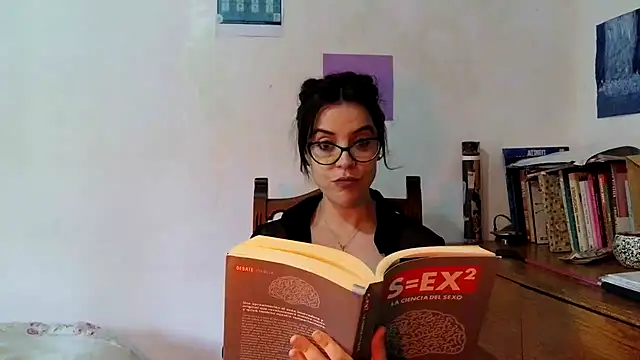 Snapshot of Spicy_girrrl chatting on 03-24-26, 05:29 Spicy girrrl online show from 03-24-26, 05:29